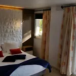 D'hotes La Potiniere فندق مبيت وإفطار