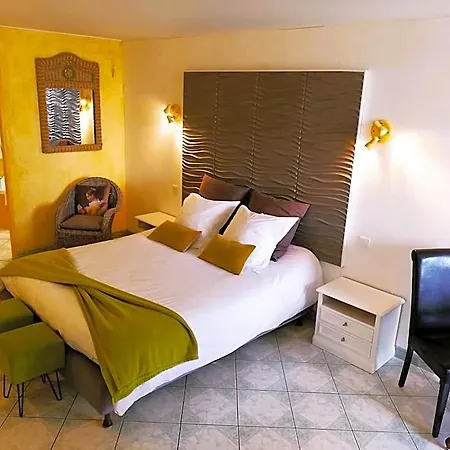 D'hotes La Potiniere Bed & Breakfast 4*