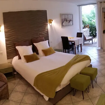 D'hotes La Potiniere Bed and breakfast 4*
